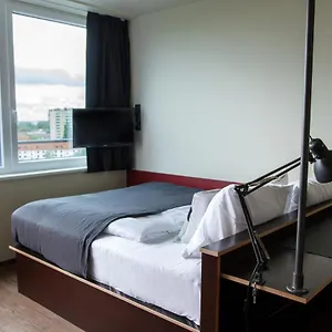 3* Hotel apartamentowy Base