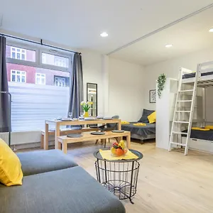 Studio Loft With Walk-in Rain-shower Hamburg
