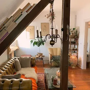 Artist Apartment, Skyline View & Breakfast Inclusive Hamburg